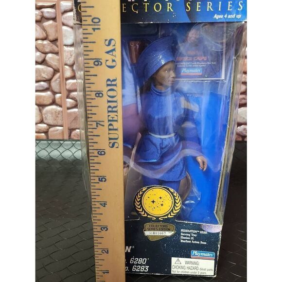 Rare Guinan 9" Star Trek The Next Generation Federation Edition Playmates #A94 - Picture 8 of 8